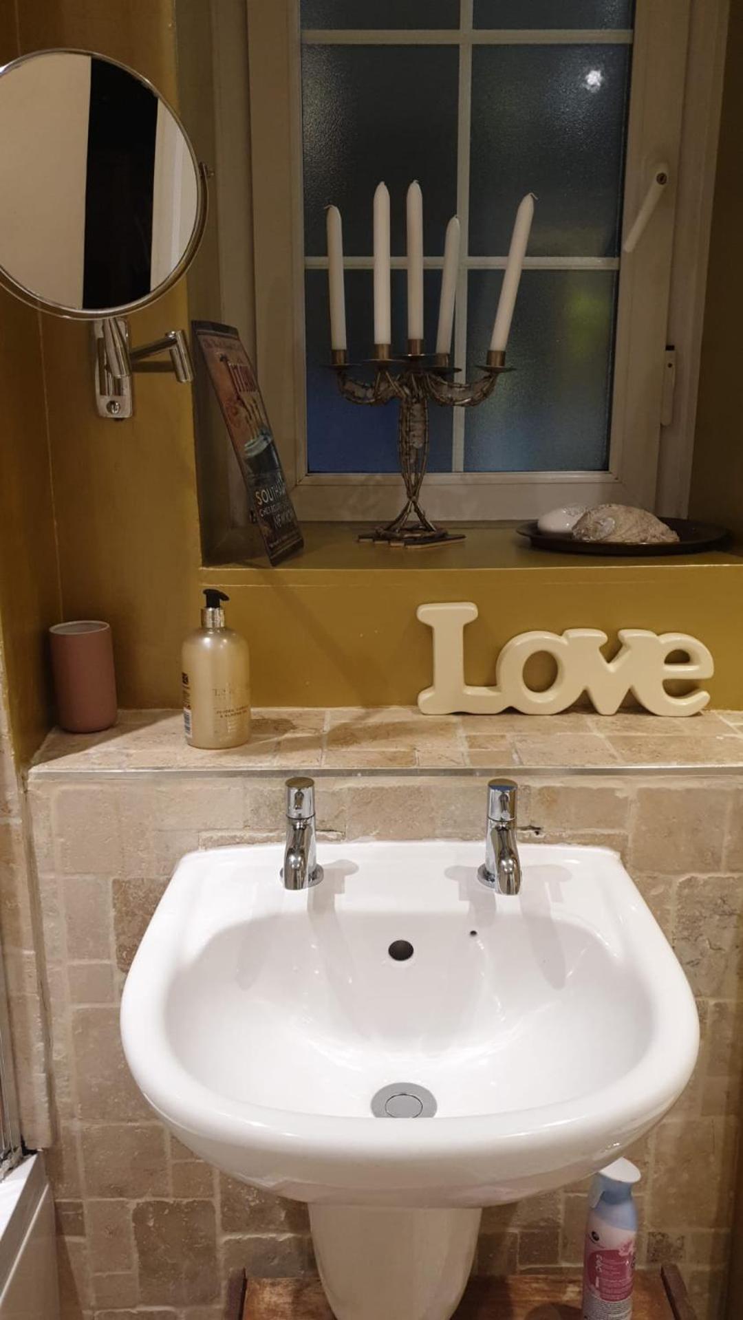 Great Rooms In An Uber Cool Flat! London Bridge Экстерьер фото
